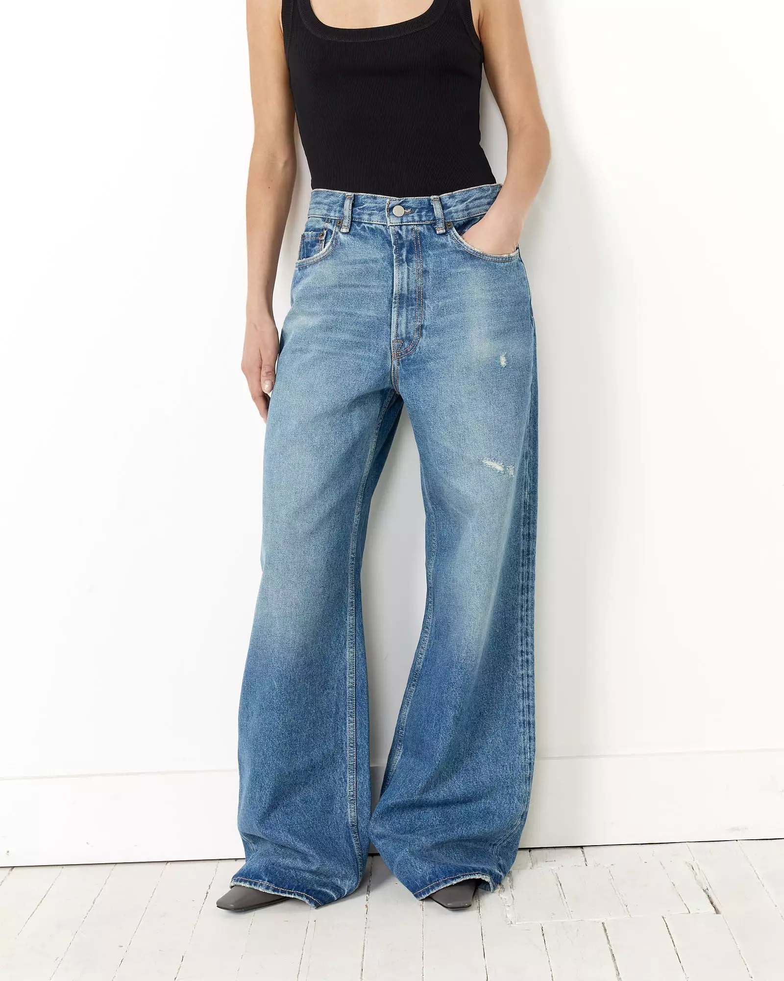 2022 Vintage Jean