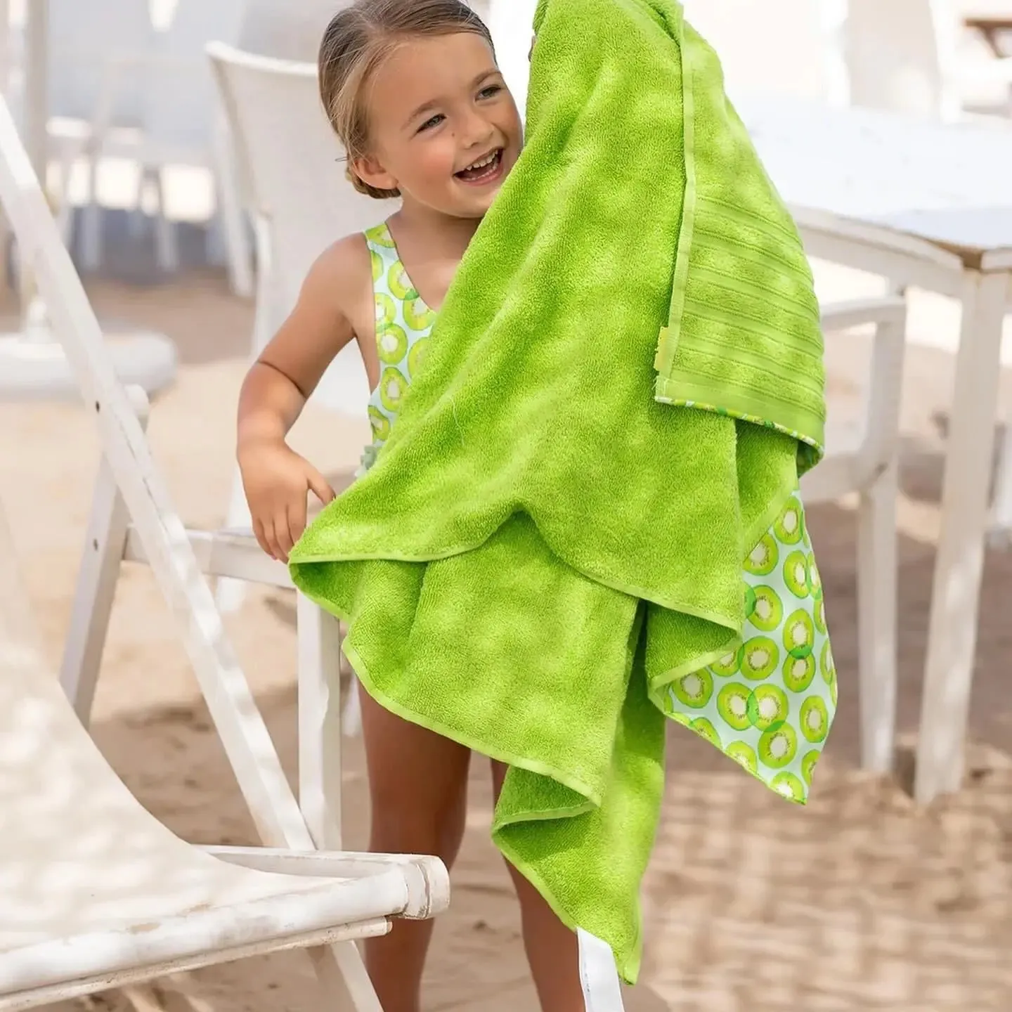 B.Kickball KNITTED TOWEL - LIME