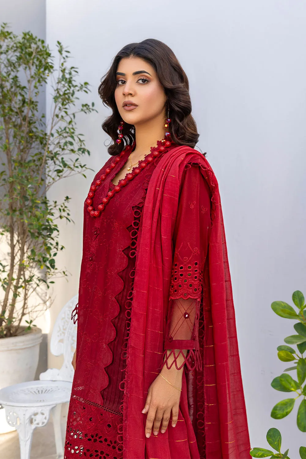 Safwa Virtue Premium Embroidered Lawn Unstitched 3Pc Suit VSC-01