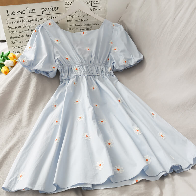 SWEET DAISY EMBROIDERY BESTIE DRESS BY61502