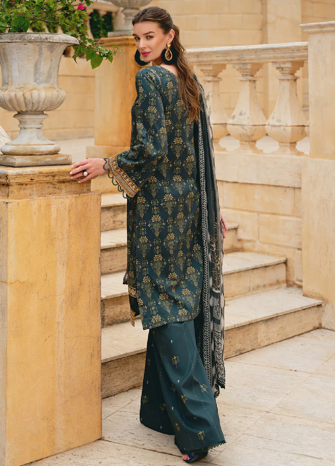 The Enchanted Garden By Gulaal Embroidered Lawn 3 Piece Unstitched Suit GL24EGL 09 VILLENA