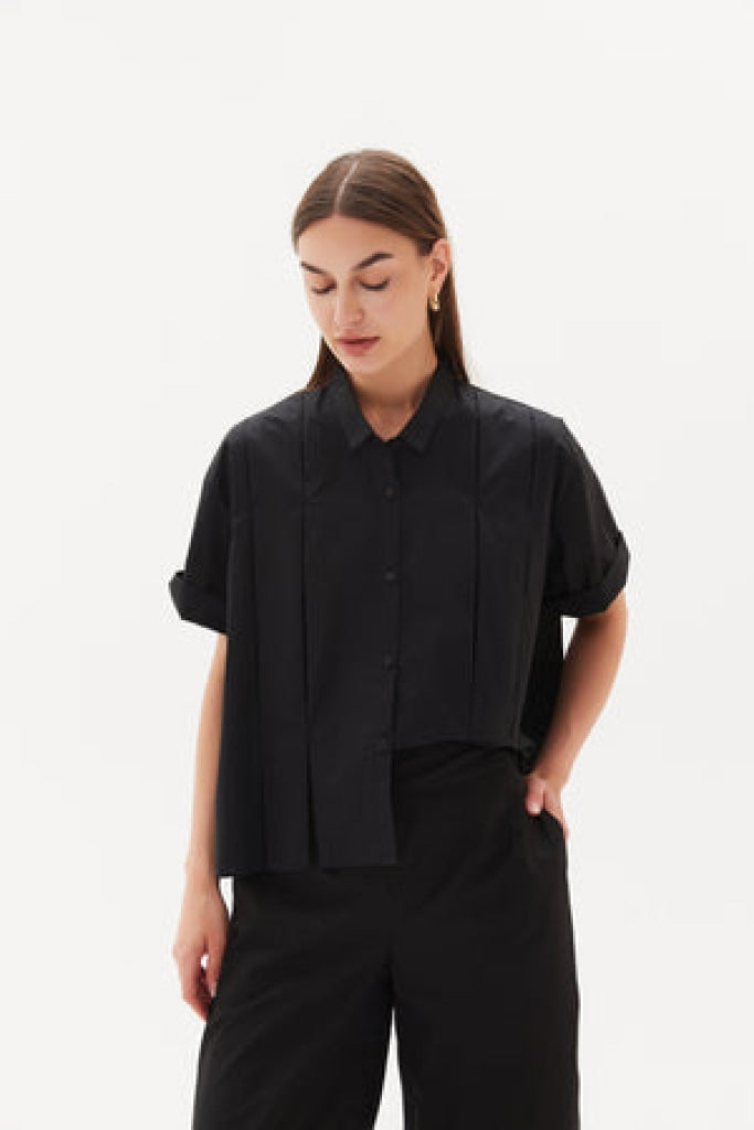 Tirelli - Inverted Pleat Detail Shirt - Black