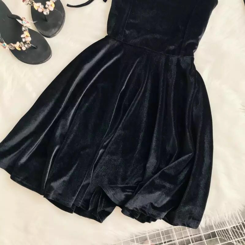 VELVET HALTER DRESS BY71058